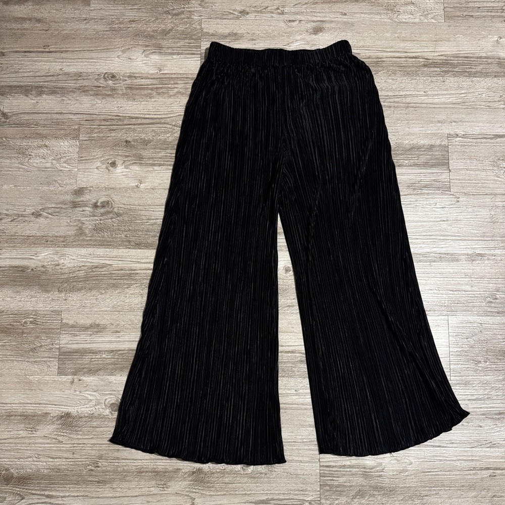 SHEIN Black Pleated Wide-Leg women Pants size L